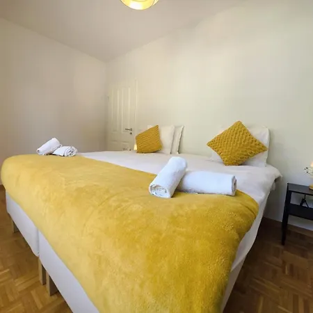 Appartement Premium 2 Bedroom With Balcony And Parking-rol2 *